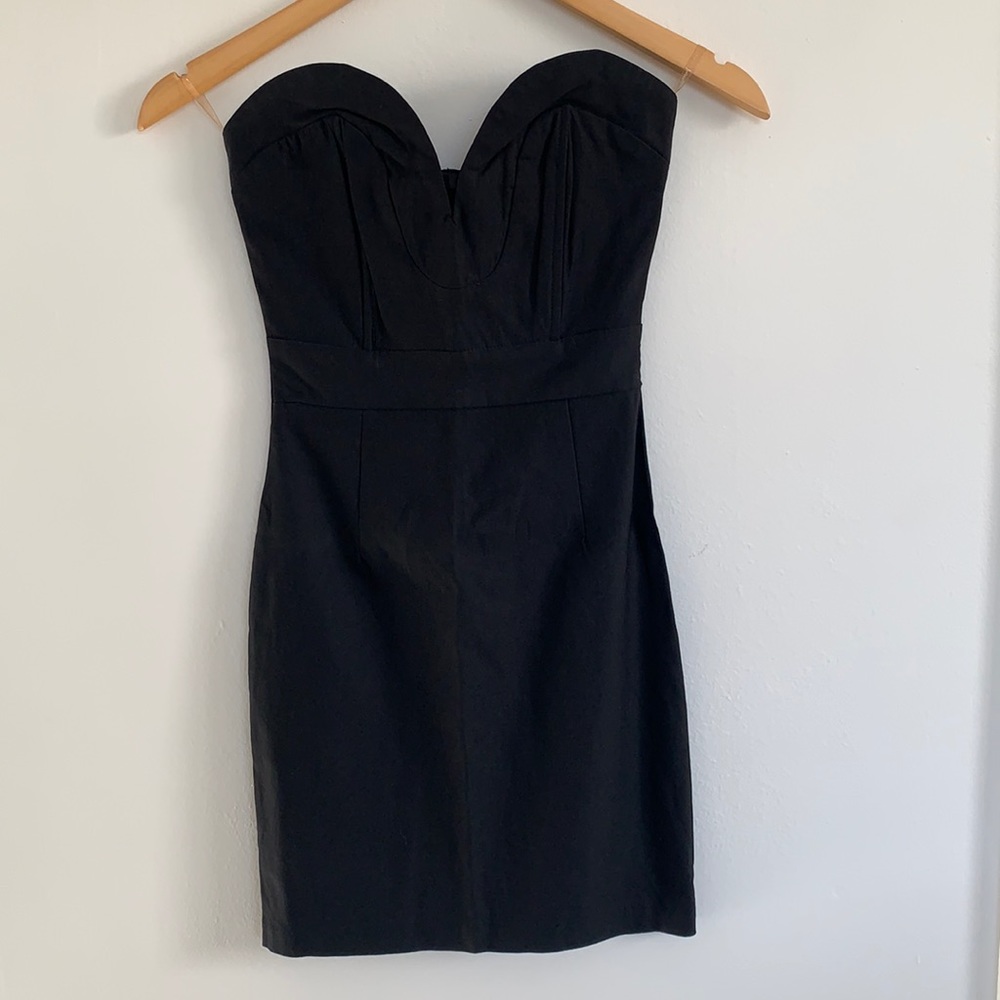 Black Strapless Sweetheart Mini Dress